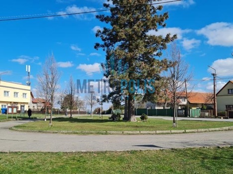 Prodej pozemku 2000m2, Krymlov
