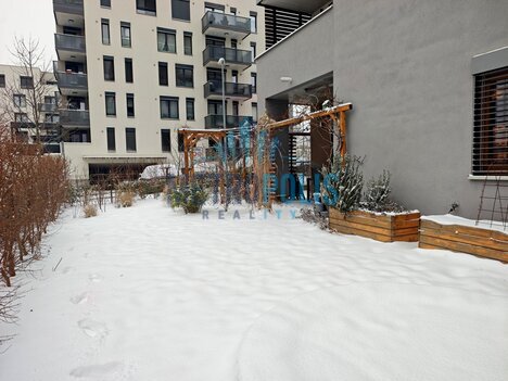 Pronájem bytu 3+kk, 70m2 + předzahrádka 132m2, SUOMI Hloubětín