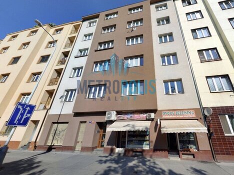 Prodej nebytové jednotky – 2 samostatné sklepy, Praha 7 – Ortenovo náměstí